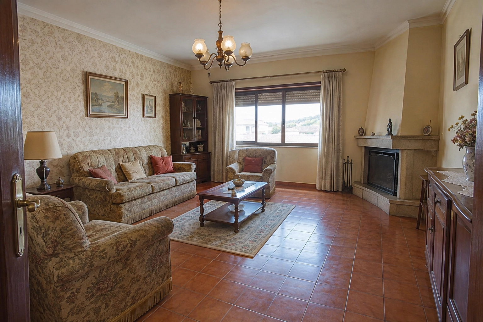 Renovate property photograph 3, original